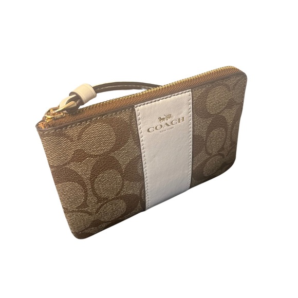 Coach Signature NWOT Khaki Chalk Corner Zip Wallet - Picture 4 of 6